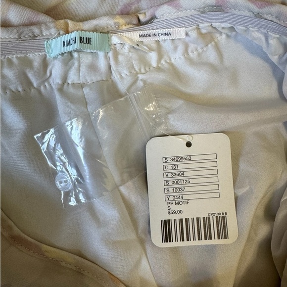 NWT Kimchi Blue Floral Sleeveless Romper - Pastel Shades with Drawstring Waist - Picture 9 of 12